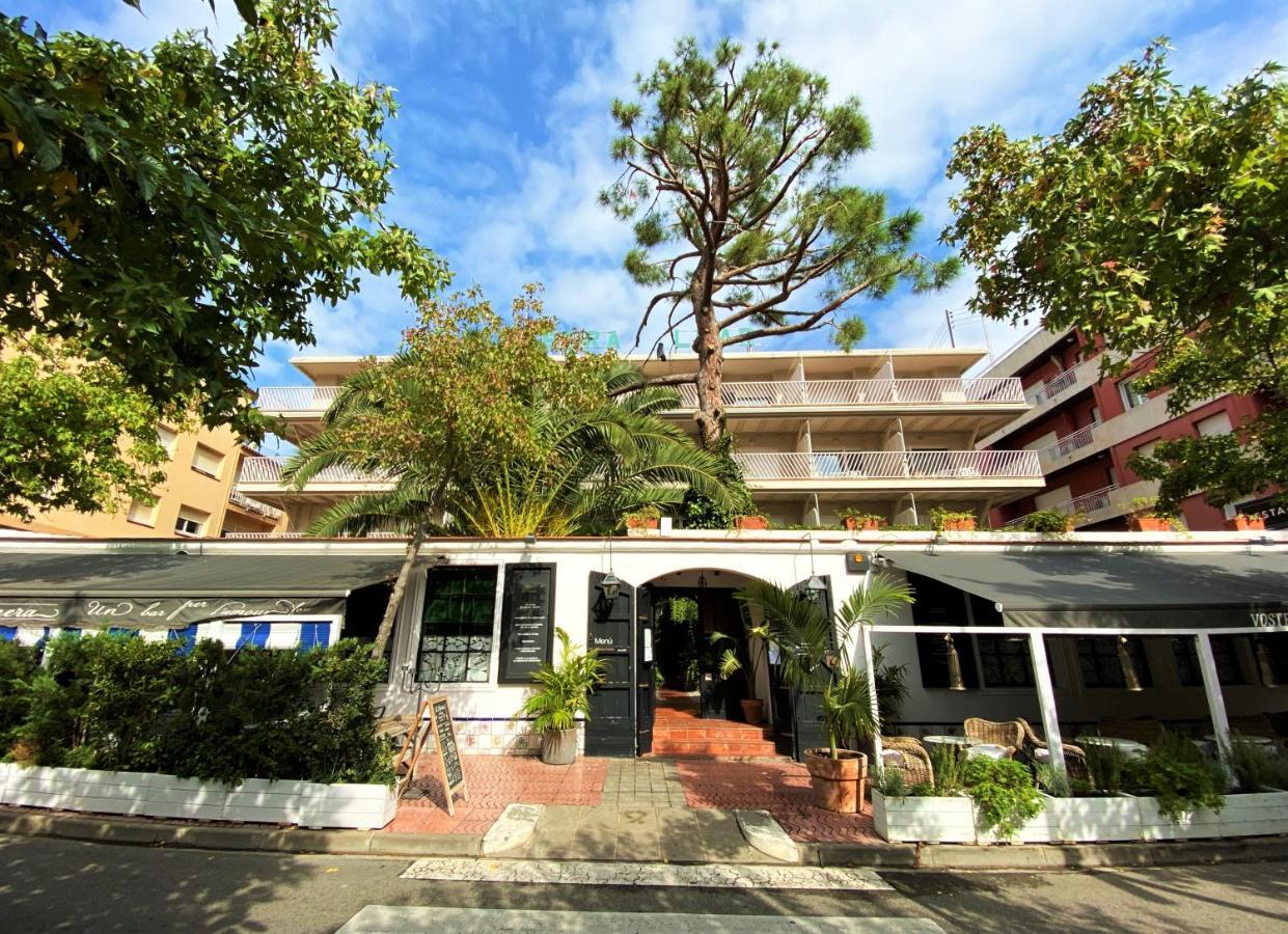 Hotel Vostra Llar Palamos Exterior photo